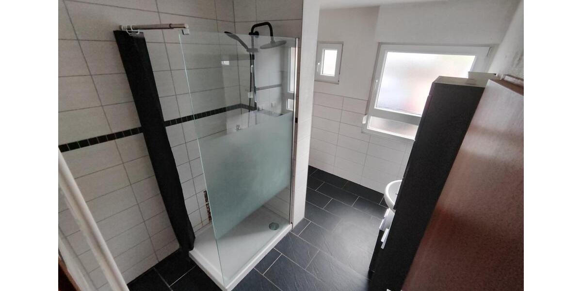 Erdgeschoßwohnung Ralingen - 4 Zimmer, 120 m&sup2;, 1.000&euro; | Angebot:25716152