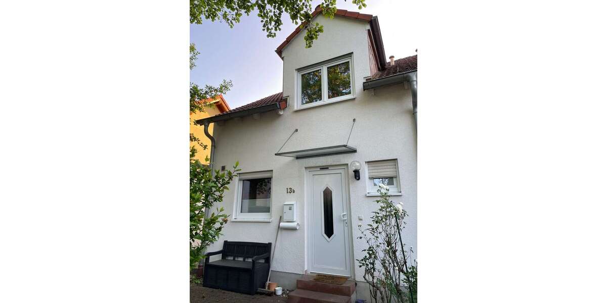 Einfamilienhaus Jugenheim - 4 Zimmer, 95 m&sup2;, 1.200&euro; | Angebot:27032927