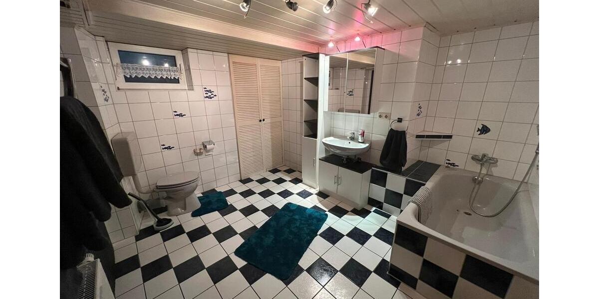 Wohnen auf Zeit Oettingen in Bayern - 2 Zimmer, 77 m&sup2;, 25&euro; | Angebot:24921209