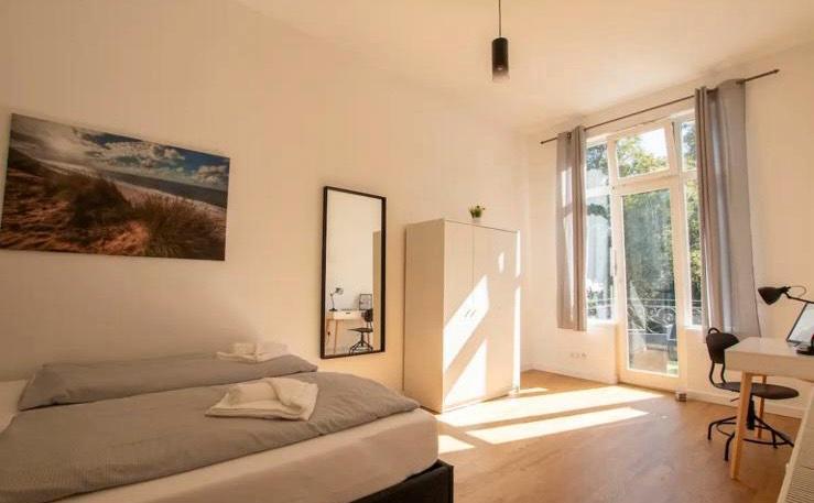 Wohnen auf Zeit Wilhelmshaven Heppens - 50 Zimmer, 300 m&sup2;, 20&euro; | Angebot:26553815