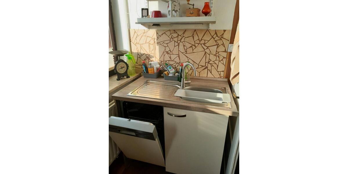Etagenwohnung Dassel - 3 Zimmer, 100 m&sup2;, 450&euro; | Angebot:26507146