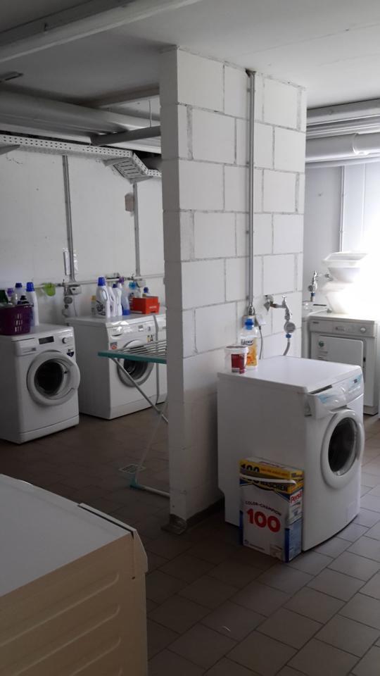 Sonnige und gepflegte 2,5-Zimmer Wohnung mit Süd-West-Balkon
