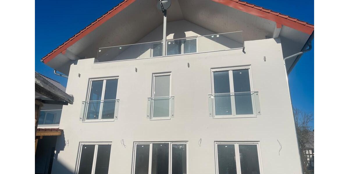 Einfamilienhaus Wetter (Hessen) - 6.5 Zimmer, 250 m&sup2;, 2.250&euro; | Angebot:24967369