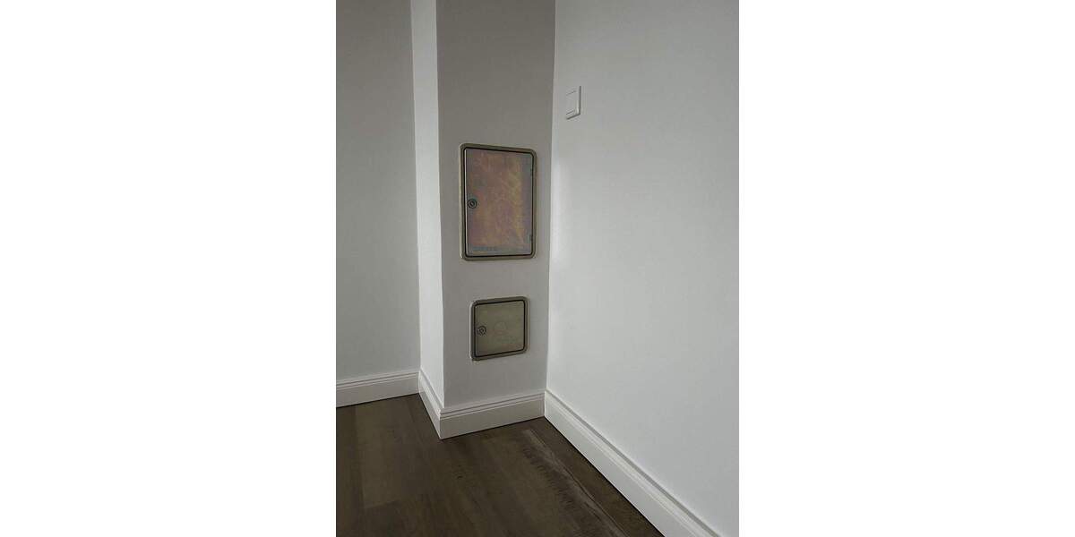 Gesamte Etage mit Balkon und eigenem Garten! 4 zimmer