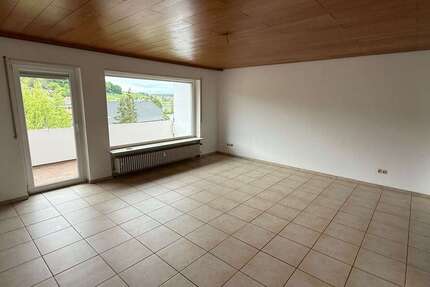 Wohnung Otterbach - 5 Zimmer, 130 m&sup2;, 1.000&euro; | Angebot:26827252
