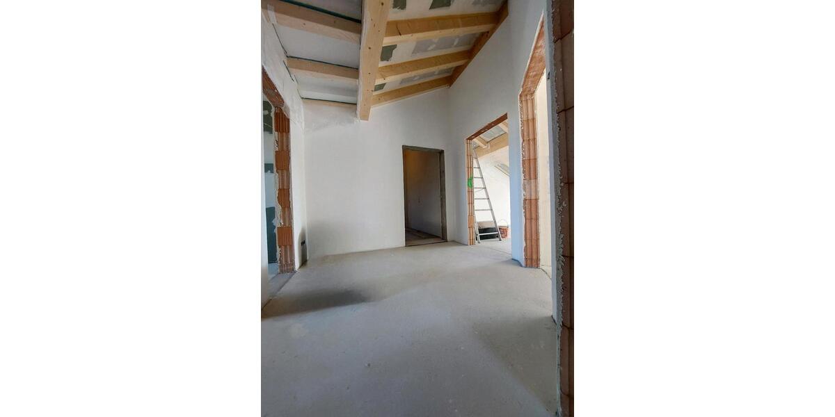 Dachgeschoßwohnung Sulzberg - 3 Zimmer, 105 m&sup2;, 1.600&euro; | Angebot:24464301