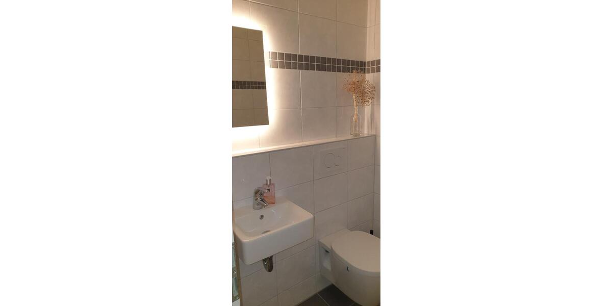 Etagenwohnung Niederkassel - 1 Zimmer, 25 m&sup2;, 400&euro; | Angebot:26629595
