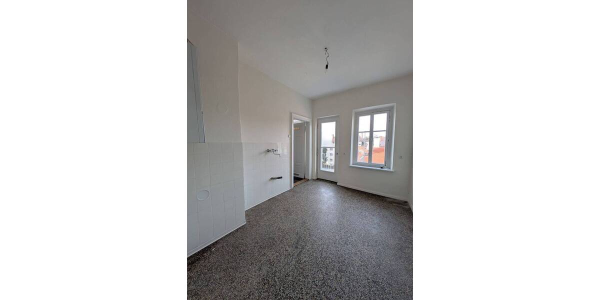 Eleganter Altbau-traum in zentraler Lage 4 zimmer