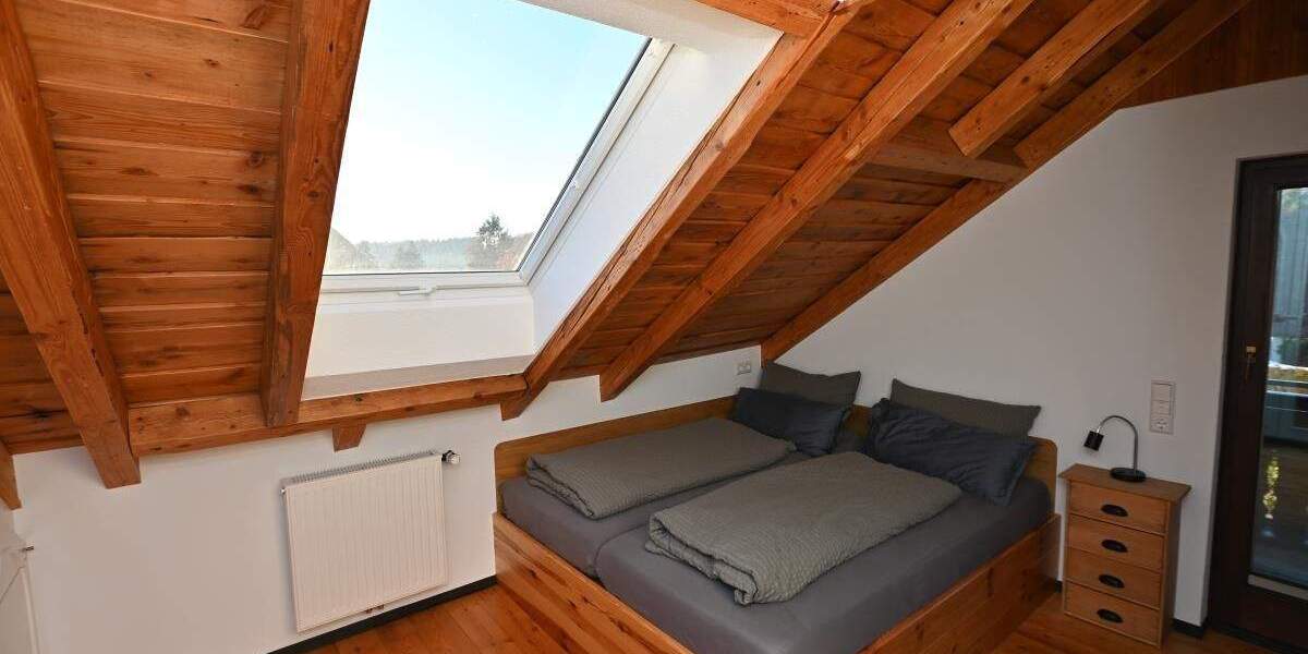 Etagenwohnung Loßburg Rodt - 2 Zimmer, 78 m&sup2;, 815&euro; | Angebot:24423203