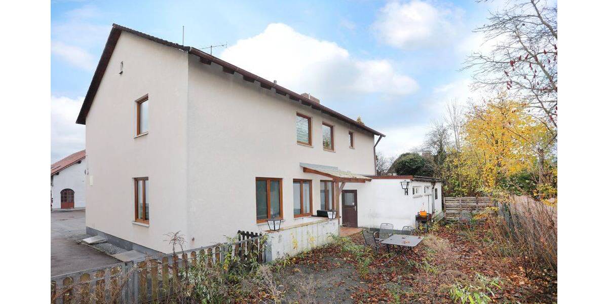 Etagenwohnung Altdorf - 4 Zimmer, 103 m&sup2;, 1.100&euro; | Angebot:26826791
