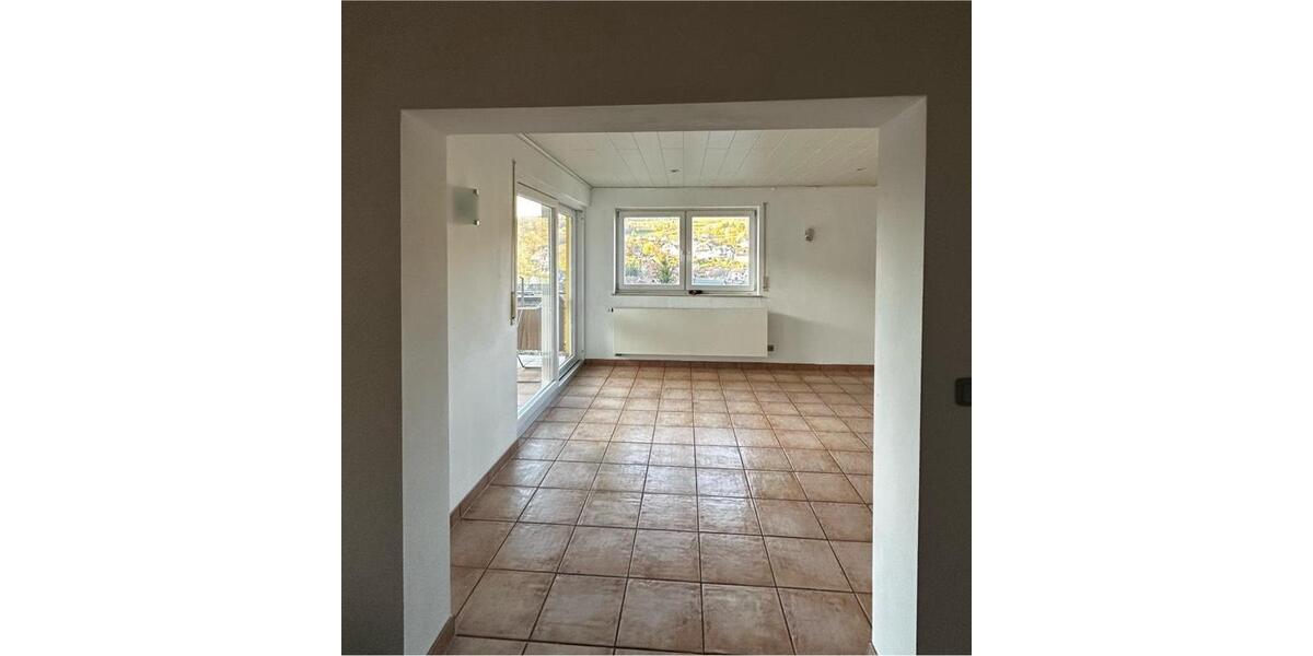 4 Zimmer Wohnung mit Gartenanteil 4 zimmer