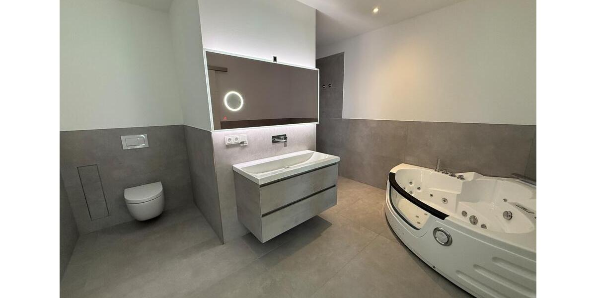 Einfamilienhaus Hameln Kernstadt - 2 Zimmer, 136 m&sup2;, 1.900&euro; | Angebot:23702601