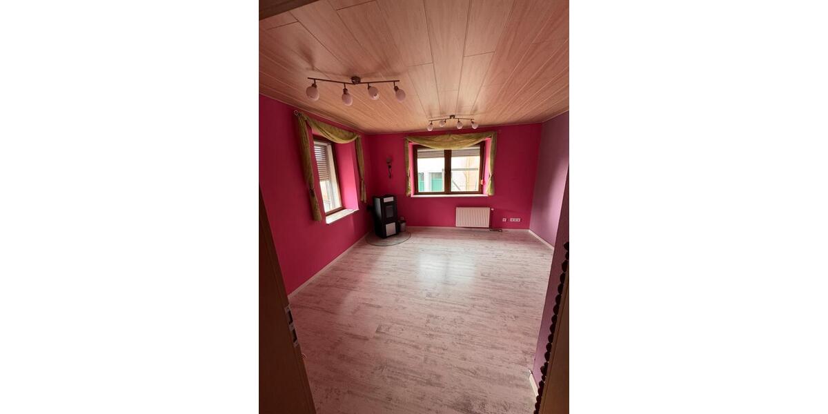 Reihenhaus Ayl - 5 Zimmer, 100 m&sup2;, 1.000&euro; | Angebot:26646262