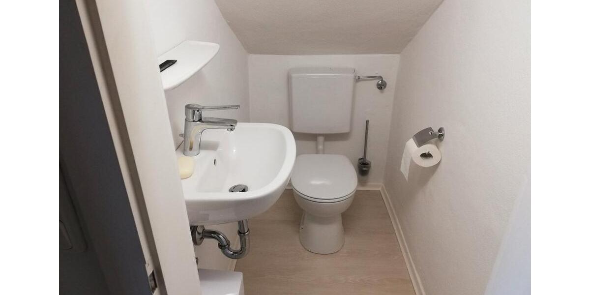 Dachgeschoßwohnung Freyung - 1 Zimmer, 28 m&sup2;, 300&euro; | Angebot:26491418