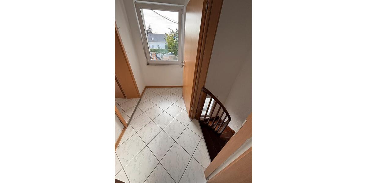 Etagenwohnung Edingen-Neckarhausen Neckarhausen - 2 Zimmer, 56 m&sup2;, 650&euro; | Angebot:25886756