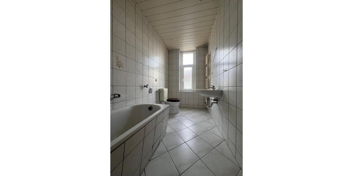 Etagenwohnung Zittau - 4 Zimmer, 78 m&sup2;, 470&euro; | Angebot:25887087