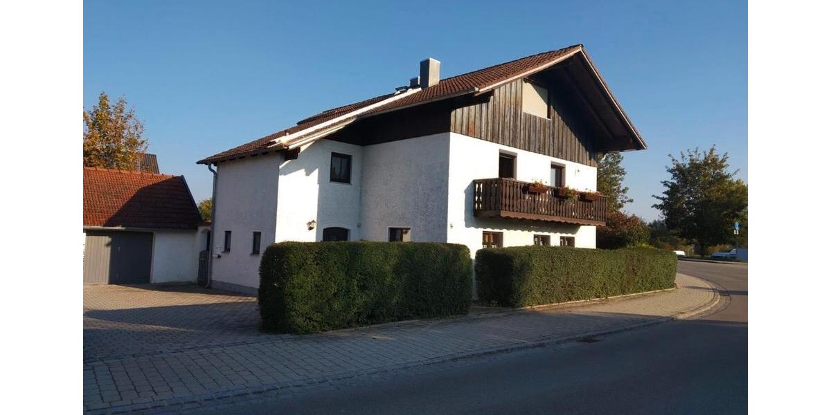 Etagenwohnung Pfarrkirchen - 3.5 Zimmer, 90 m&sup2;, 900&euro; | Angebot:26648180