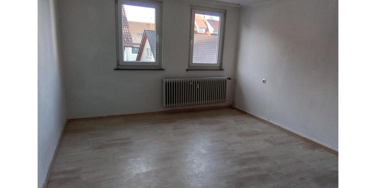 Etagenwohnung Schömberg - 5 Zimmer, 104 m&sup2;, 700&euro; | Angebot:24615029