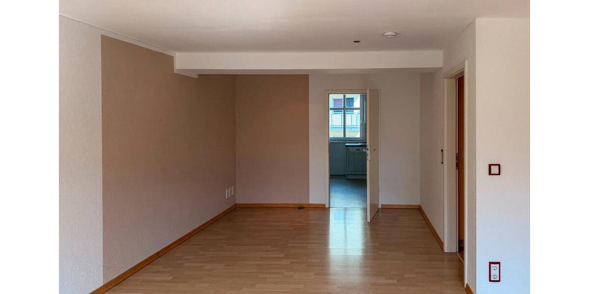Etagenwohnung Pritzwalk - 2 Zimmer, 82 m&sup2;, 676&euro; | Angebot:26251007