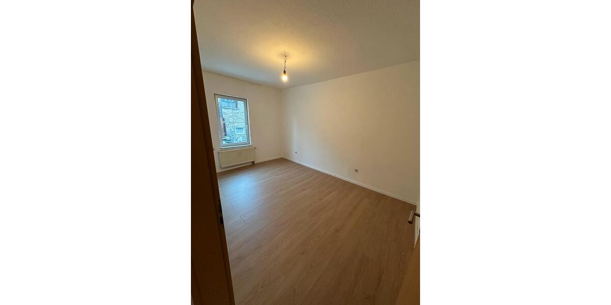 Erdgeschoßwohnung Rottenburg am Neckar - 3 Zimmer, 70 m&sup2;, 900&euro; | Angebot:25057551