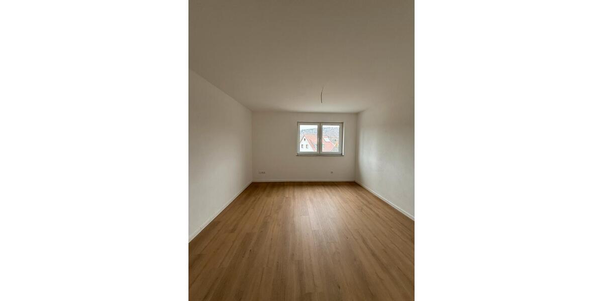 Etagenwohnung Aidlingen - 3 Zimmer, 101 m&sup2;, 1.650&euro; | Angebot:24741636