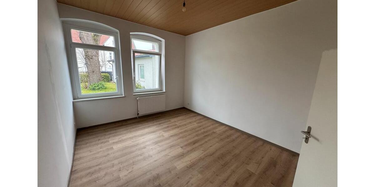 Erdgeschoßwohnung Preußisch Oldendorf - 1 Zimmer, 75 m&sup2;, 880&euro; | Angebot:26143092