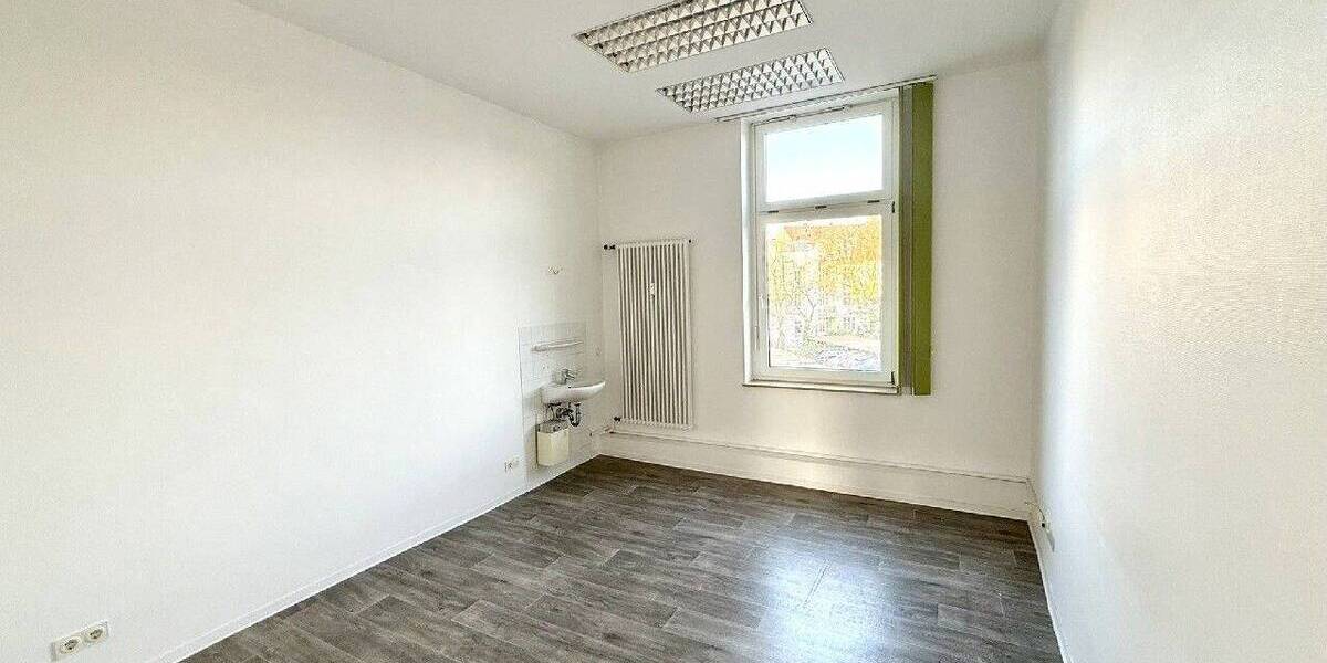 Gewerbeobjekt Hamm Hamm-Mitte - 8 Zimmer, 130 m&sup2;, 1.150&euro; | Angebot:23881685
