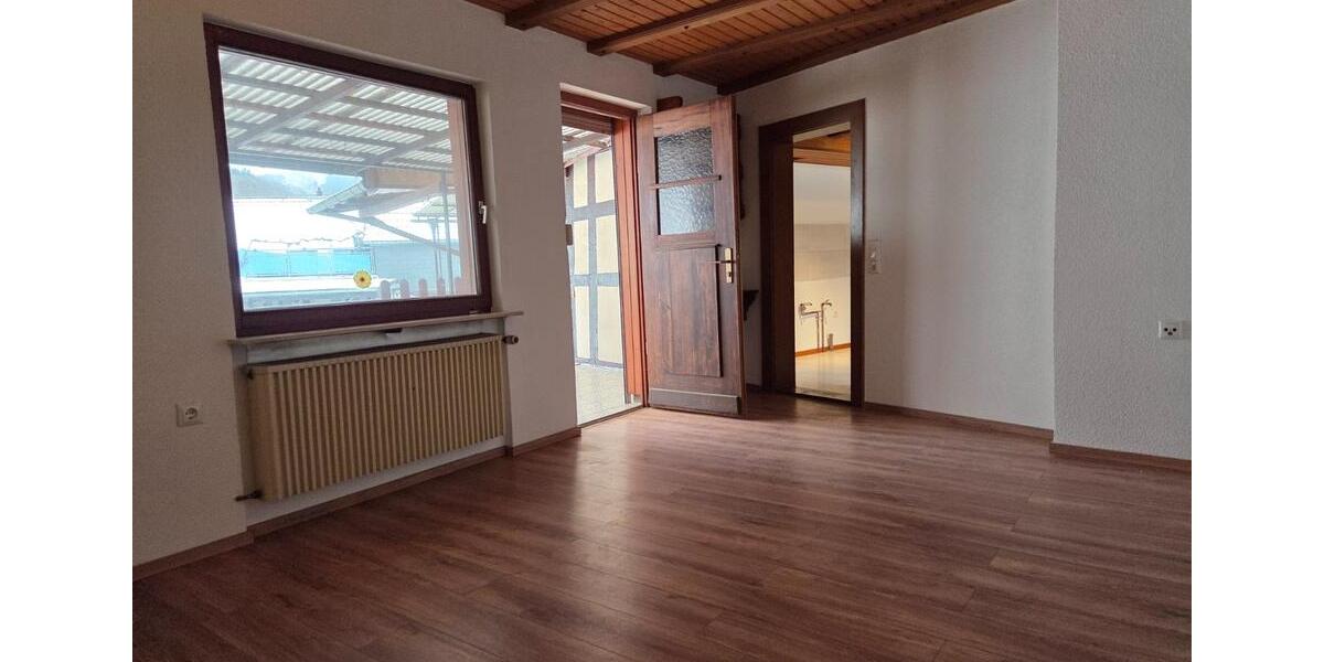 Einfamilienhaus Modautal - 6 Zimmer, 161 m&sup2;, 1.400&euro; | Angebot:25810666
