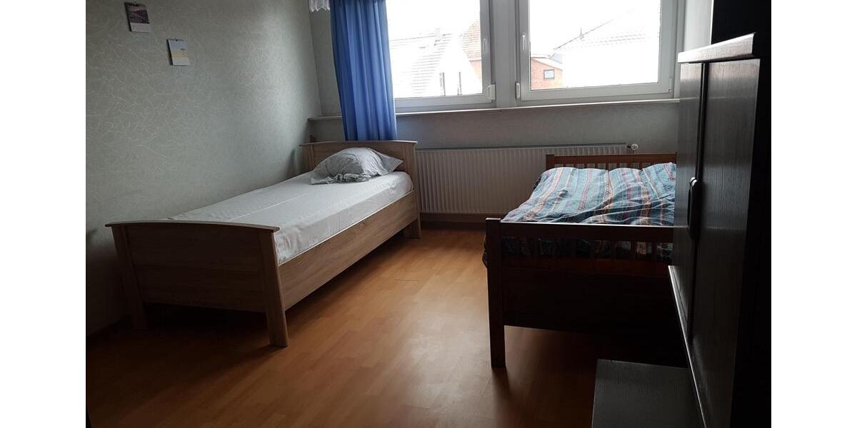 Wohnen auf Zeit Seelze - 5 Zimmer, 156 m&sup2;, 400&euro; | Angebot:25341697