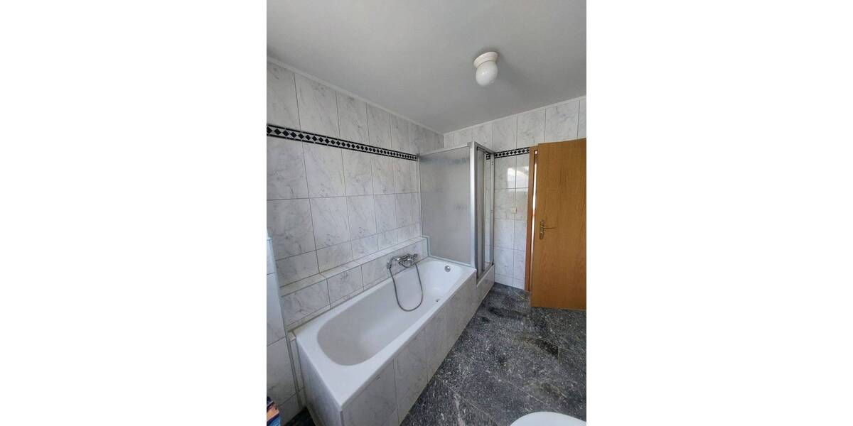 Etagenwohnung Falkensee - 2 Zimmer, 70 m&sup2;, 1.150&euro; | Angebot:26657100
