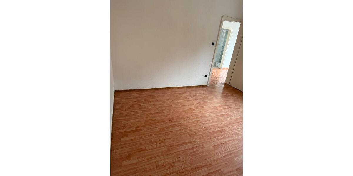 Erdgeschoßwohnung Siegen Kaan-Marienborn - 3 Zimmer, 85 m&sup2;, 950&euro; | Angebot:26476449