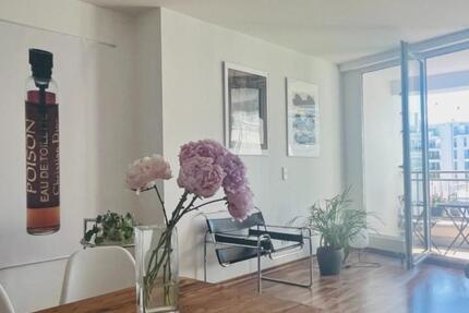 Wohnen auf Zeit Berlin Mitte - 1 Zimmer, 78 m&sup2;, 650&euro; | Angebot:25753839