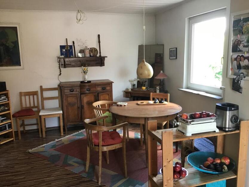 befristet 4 12 Monate unkonventionelle, grosszügige 2 Zimmer Woh
