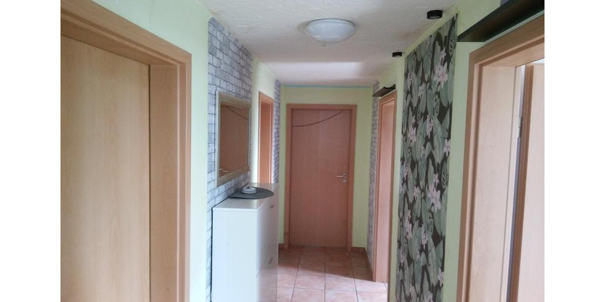 Etagenwohnung Bitburg - 3 Zimmer, 75 m&sup2;, 925&euro; | Angebot:25592313