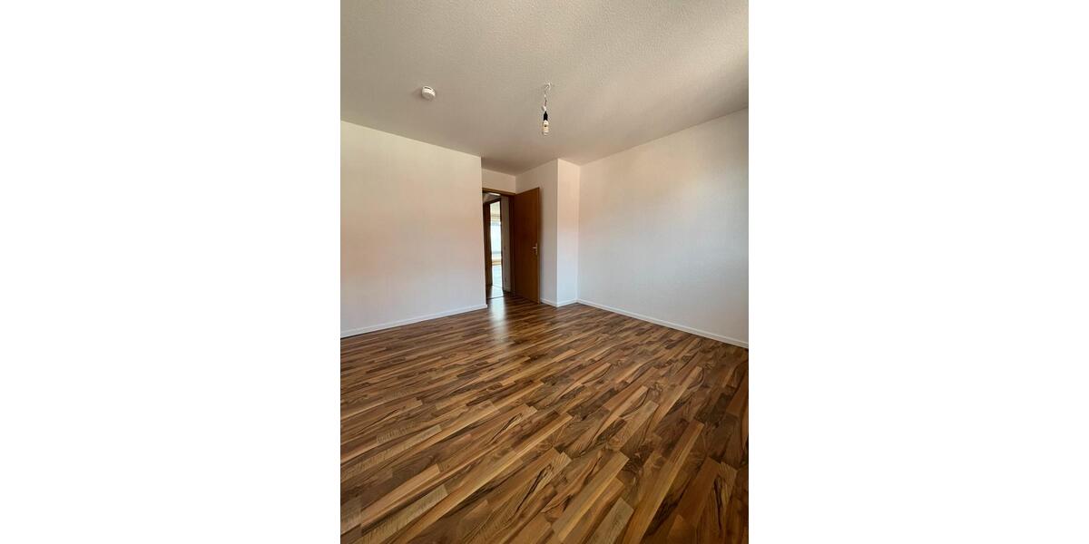 Terrassenwohnung Oschatz - 3 Zimmer, 74 m&sup2;, 830&euro; | Angebot:26387761