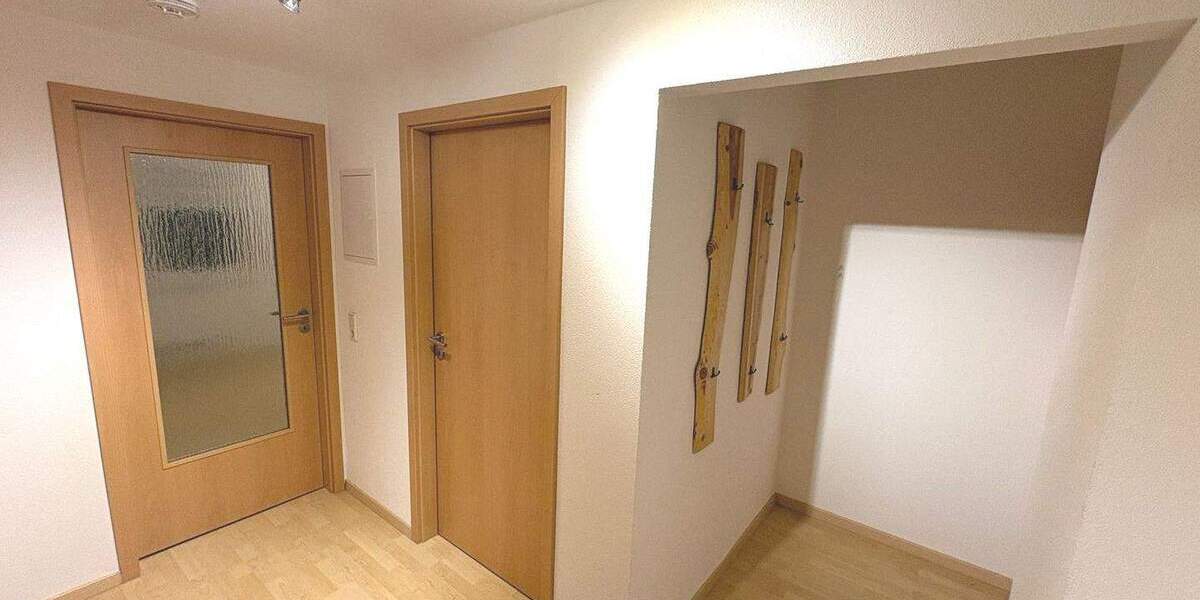 Etagenwohnung Augustusburg Erdmannsdorf - 3 Zimmer, 69 m&sup2;, 485&euro; | Angebot:25662575
