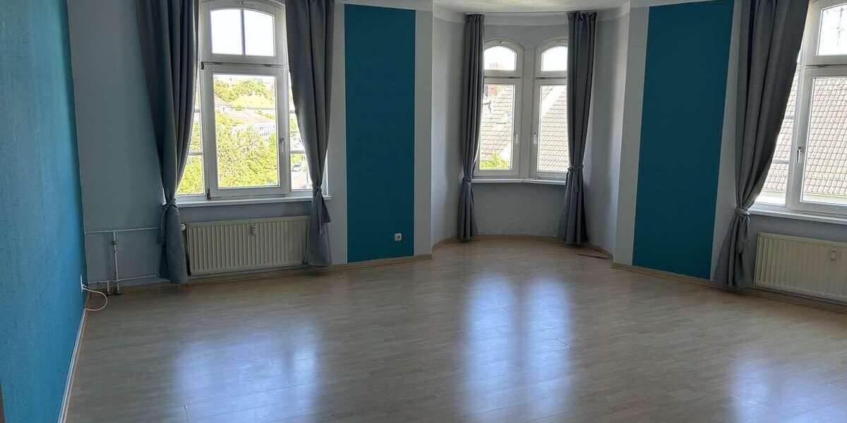 Etagenwohnung Kassel Vorderer Westen - 3 Zimmer, 111 m&sup2;, 1.300&euro; | Angebot:26759361