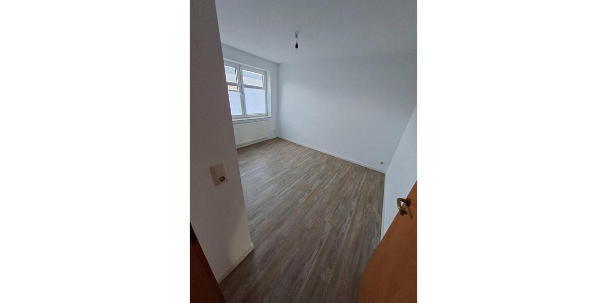 Erdgeschoßwohnung Brake (Unterweser) - 3 Zimmer, 95 m&sup2;, 800&euro; | Angebot:24599084