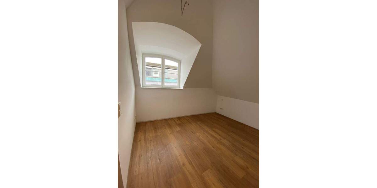 Etagenwohnung Trier Innenstadt - 2 Zimmer, 44 m&sup2;, 680&euro; | Angebot:26684522