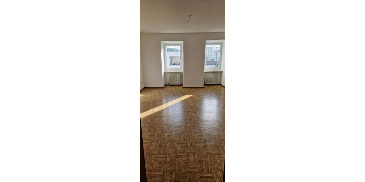 Etagenwohnung Landshut Landshut-West - 2 Zimmer, 76 m&sup2;, 850&euro; | Angebot:24392992