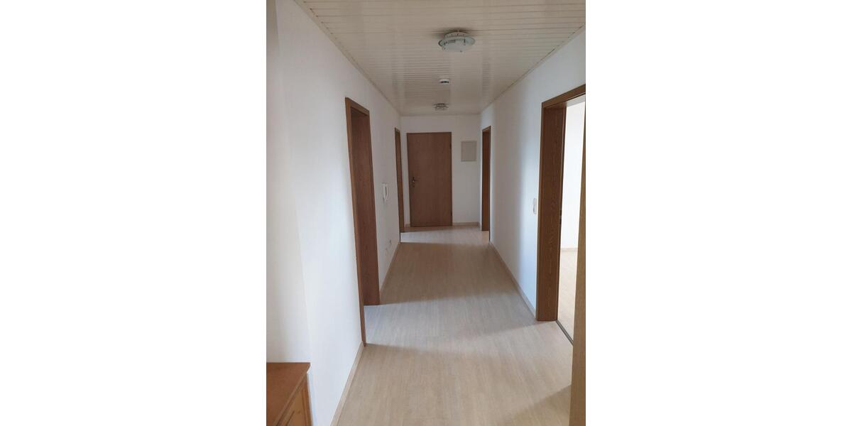 Dachgeschoßwohnung Waldmünchen - 3 Zimmer, 74 m&sup2;, 430&euro; | Angebot:26610718