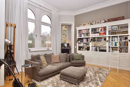 Wohnung zum Mieten in Wiesbaden 2.960 € 185 m² 4 zimmer