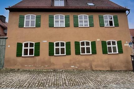 Wohnung Dinkelsbühl - 3 Zimmer, 95 m&sup2;, 990&euro; | Angebot:25752509