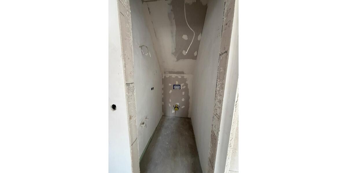 Dachgeschoßwohnung Mainz Bretzenheim - 4 Zimmer, 75 m&sup2;, 1.750&euro; | Angebot:26265784