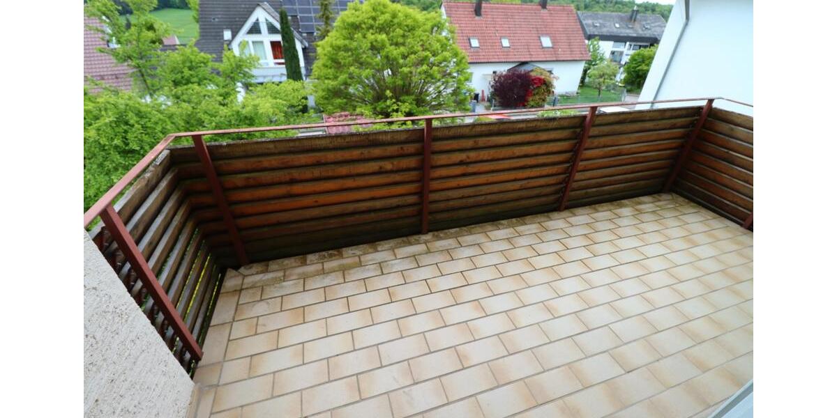 Etagenwohnung Ulm Söflingen - 3 Zimmer, 84 m&sup2;, 1.200&euro; | Angebot:26580018