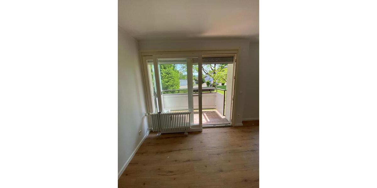 Erdgeschoßwohnung Lahr (Schwarzwald) - 4 Zimmer, 98 m&sup2;, 1.175&euro; | Angebot:26406711