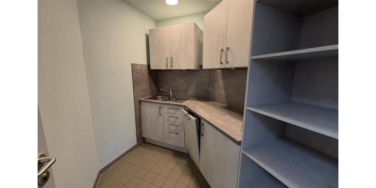 Gewerbeobjekt Schwerin Gartenstadt - 1.693&euro; | Angebot:24515476