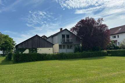 Haus Althengstett - 5 Zimmer, 199 m&sup2;, 2.500&euro; | Angebot:25829984