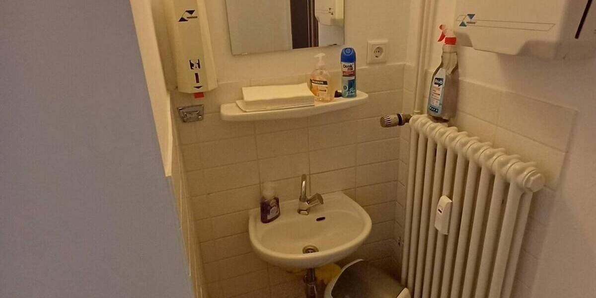 Gewerbeobjekt Lemgo - 5 Zimmer, 150 m&sup2;, 900&euro; | Angebot:25745554