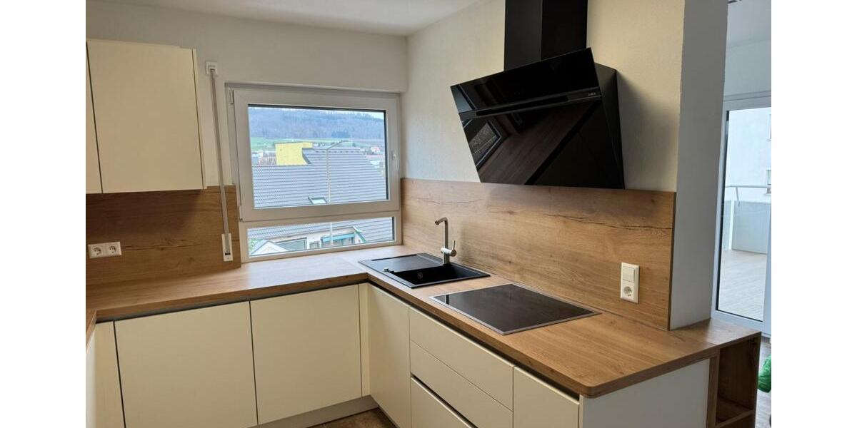 Etagenwohnung Aalen Dewangen - 3.5 Zimmer, 95 m&sup2;, 1.045&euro; | Angebot:25638347